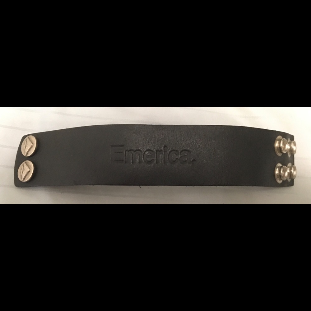 🔥Emerica Skateboarding Leather Bracelet🔥